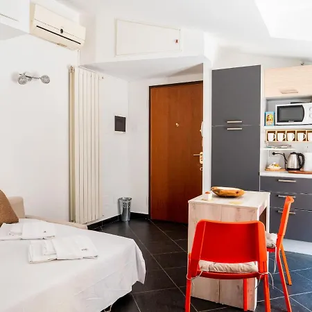Lejlighed The Best Rent - Cozy Attic With Balcony In Nolo District Milano